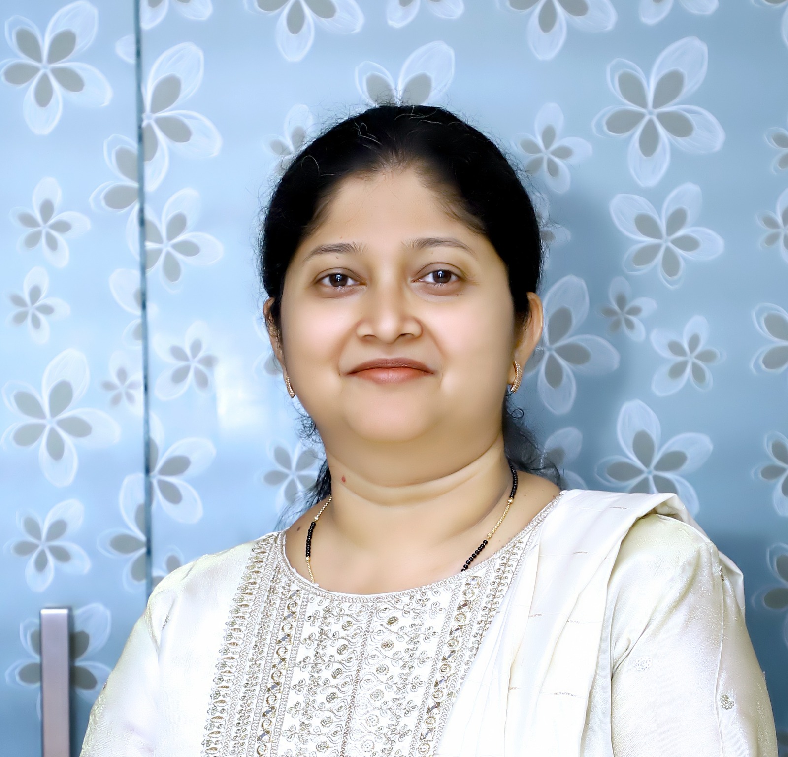 Dr. Leena